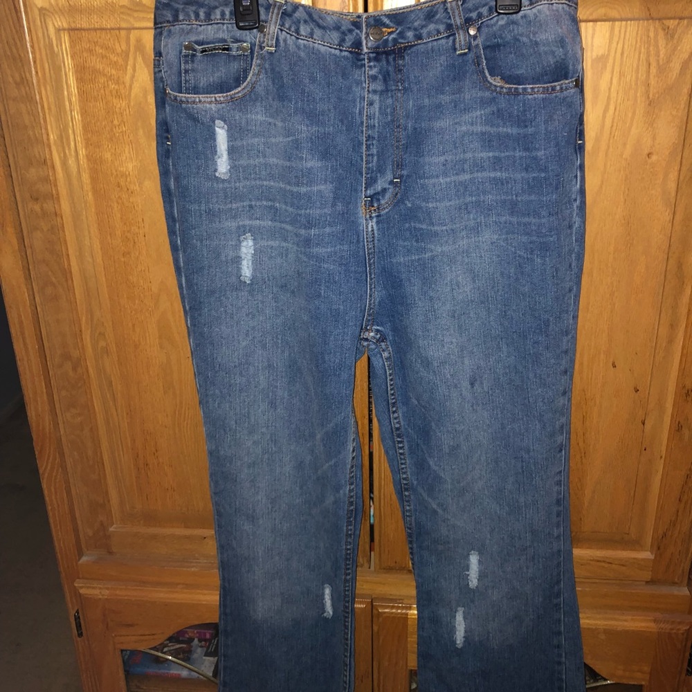 Women’s Revolt Bootcut Jeans